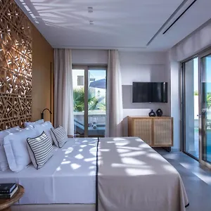 https://niriides-palace.rethymnohotels.net